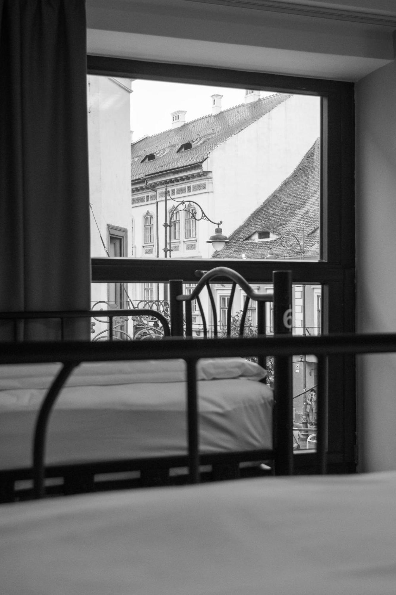 B13 Hostel Sibiu Exteriér fotografie